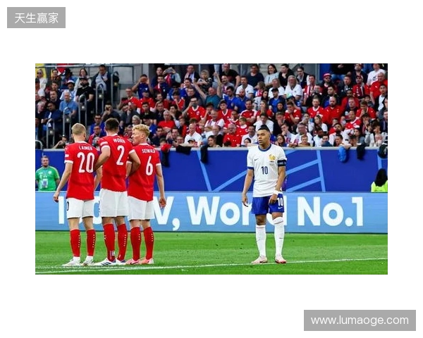 跟队:姆巴佩今日已参加球队合练,若无意外将随队赴曼市