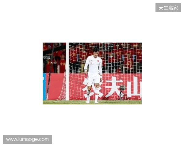 记者:国足抽调9人让安东尼奥无人可用 主力和替补差距就是这么大